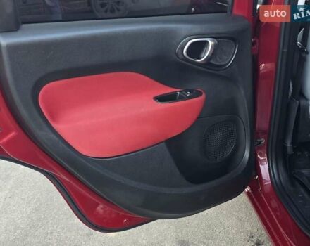 Красный Фиат 500L, объемом двигателя 1.3 л и пробегом 83 тыс. км за 8499 $, фото 21 на Automoto.ua