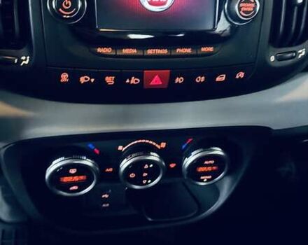 Красный Фиат 500L, объемом двигателя 1.2 л и пробегом 83 тыс. км за 9300 $, фото 1 на Automoto.ua