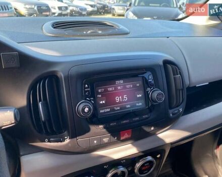 Красный Фиат 500L, объемом двигателя 1.37 л и пробегом 139 тыс. км за 7900 $, фото 14 на Automoto.ua