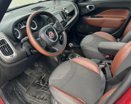 Красный Фиат 500L, объемом двигателя 1.4 л и пробегом 91 тыс. км за 7890 $, фото 19 на Automoto.ua