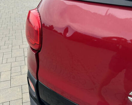 Красный Фиат 500L, объемом двигателя 1.4 л и пробегом 91 тыс. км за 7890 $, фото 5 на Automoto.ua