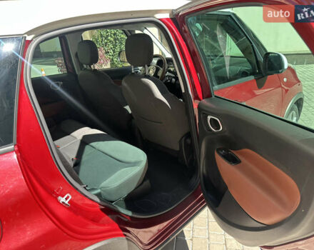 Червоний Фіат 500L, об'ємом двигуна 1.4 л та пробігом 113 тис. км за 10677 $, фото 5 на Automoto.ua