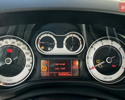 Красный Фиат 500L, объемом двигателя 1.25 л и пробегом 84 тыс. км за 12000 $, фото 22 на Automoto.ua