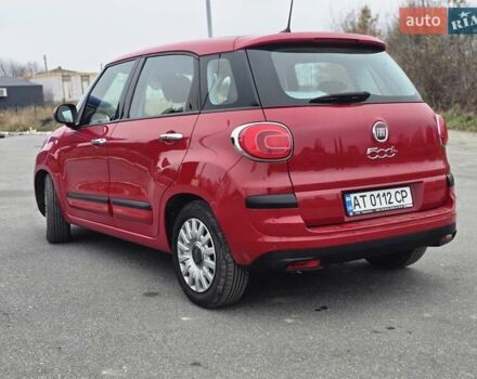 Красный Фиат 500L, объемом двигателя 1.4 л и пробегом 108 тыс. км за 11200 $, фото 5 на Automoto.ua