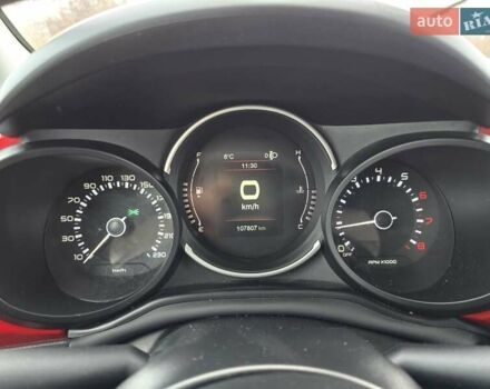 Красный Фиат 500L, объемом двигателя 1.4 л и пробегом 108 тыс. км за 11200 $, фото 12 на Automoto.ua