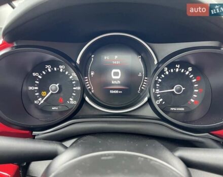 Красный Фиат 500L, объемом двигателя 1.4 л и пробегом 53 тыс. км за 11300 $, фото 33 на Automoto.ua