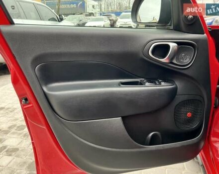 Красный Фиат 500L, объемом двигателя 1.4 л и пробегом 53 тыс. км за 11300 $, фото 20 на Automoto.ua