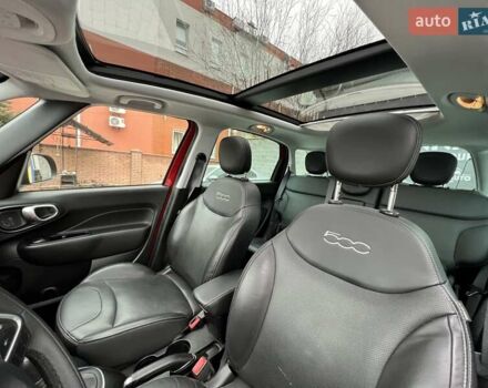 Красный Фиат 500L, объемом двигателя 1.4 л и пробегом 53 тыс. км за 11300 $, фото 37 на Automoto.ua
