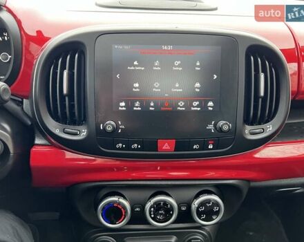 Красный Фиат 500L, объемом двигателя 1.4 л и пробегом 53 тыс. км за 11300 $, фото 34 на Automoto.ua