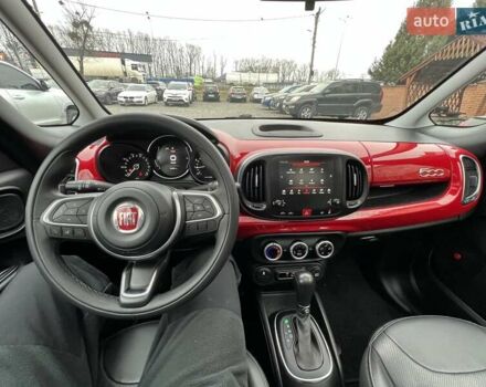 Красный Фиат 500L, объемом двигателя 1.4 л и пробегом 53 тыс. км за 11300 $, фото 29 на Automoto.ua