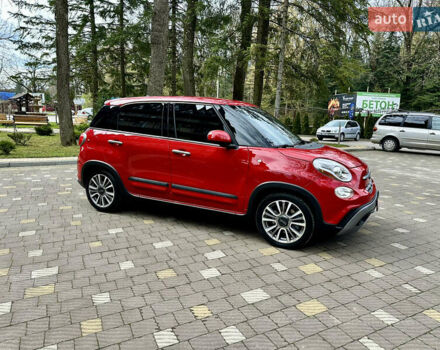 Красный Фиат 500L, объемом двигателя 1.4 л и пробегом 126 тыс. км за 11800 $, фото 1 на Automoto.ua