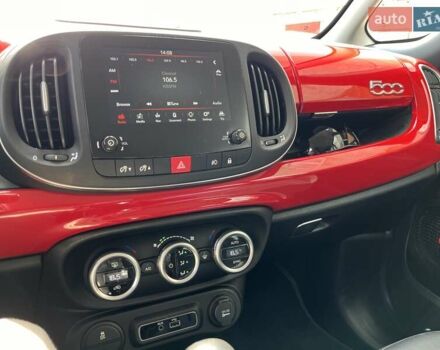 Красный Фиат 500L, объемом двигателя 1.4 л и пробегом 23 тыс. км за 12000 $, фото 9 на Automoto.ua