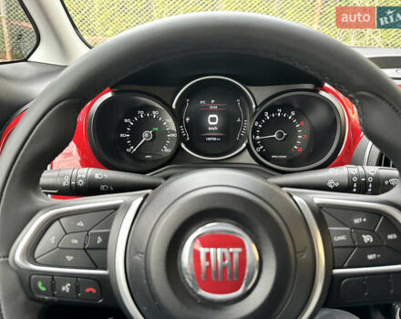 Красный Фиат 500L, объемом двигателя 1.4 л и пробегом 126 тыс. км за 11900 $, фото 21 на Automoto.ua