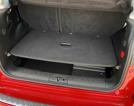 Красный Фиат 500L, объемом двигателя 1.4 л и пробегом 23 тыс. км за 12000 $, фото 20 на Automoto.ua