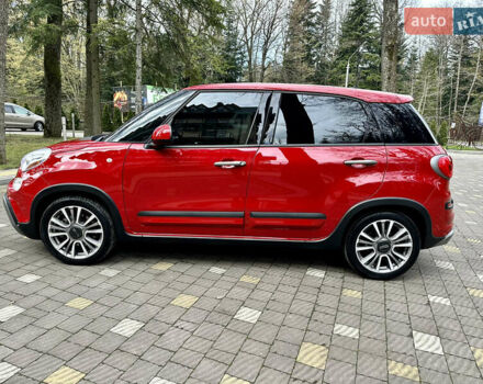 Красный Фиат 500L, объемом двигателя 1.4 л и пробегом 126 тыс. км за 11900 $, фото 14 на Automoto.ua