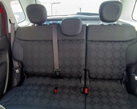 Красный Фиат 500L, объемом двигателя 1.37 л и пробегом 53 тыс. км за 14000 $, фото 16 на Automoto.ua