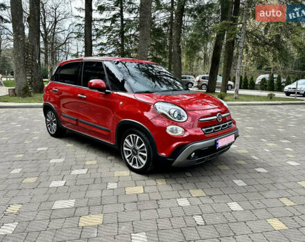 Красный Фиат 500L, объемом двигателя 1.4 л и пробегом 126 тыс. км за 11800 $, фото 2 на Automoto.ua
