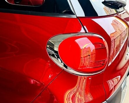 Фиат 500L 2013 в Киеве на Automoto.ua Красный Фиат 500L, объемом двигателя 1.3 л и пробегом 83 тыс. км за 9300 $, фото 11 на Automoto.ua