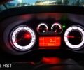 Красный Фиат 500L, объемом двигателя 1.4 л и пробегом 305 тыс. км за 7200 $, фото 10 на Automoto.ua