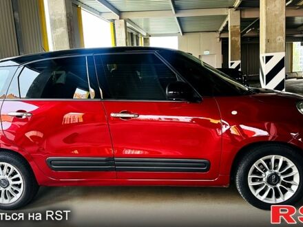 Фиат 500L 2013 в Киеве на Automoto.ua Красный Фиат 500L, объемом двигателя 1.3 л и пробегом 83 тыс. км за 9300 $, фото 1 на Automoto.ua