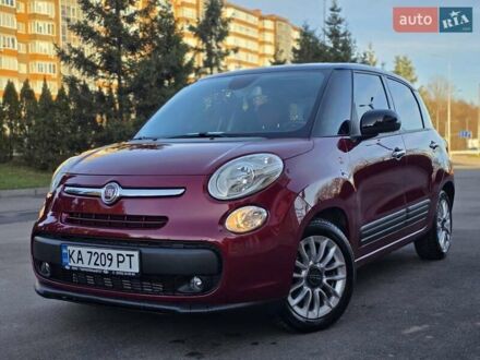 Красный Фиат 500L, объемом двигателя 1.3 л и пробегом 83 тыс. км за 8499 $, фото 1 на Automoto.ua