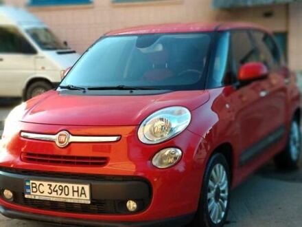 Фіат 500L 2015 у Жмеренке на Automoto.ua Червоний Фіат 500L, об'ємом двигуна 1.3 л та пробігом 172 тис. км за 8295 $, фото 1 на Automoto.ua