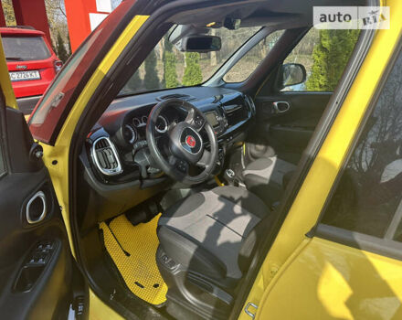 Фіат 500L, об'ємом двигуна 1.4 л та пробігом 69 тис. км за 11700 $, фото 7 на Automoto.ua