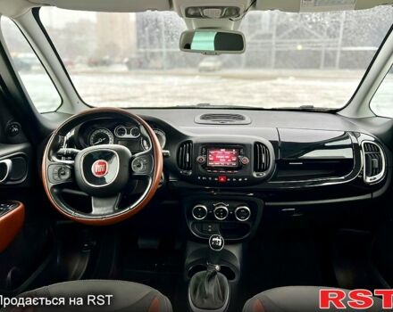 Фиат 500L, объемом двигателя 1.3 л и пробегом 106 тыс. км за 9500 $, фото 2 на Automoto.ua