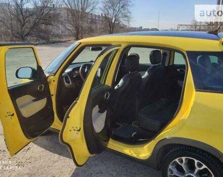 Жовтий Фіат 500L, об'ємом двигуна 1.37 л та пробігом 91 тис. км за 10900 $, фото 9 на Automoto.ua