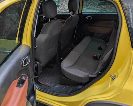 Жовтий Фіат 500L, об'ємом двигуна 1.4 л та пробігом 189 тис. км за 8500 $, фото 16 на Automoto.ua