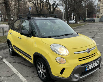 Желтый Фиат 500L, объемом двигателя 1.25 л и пробегом 156 тыс. км за 9850 $, фото 3 на Automoto.ua