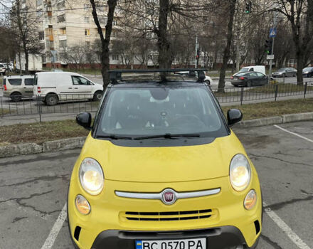 Желтый Фиат 500L, объемом двигателя 1.25 л и пробегом 156 тыс. км за 9850 $, фото 10 на Automoto.ua