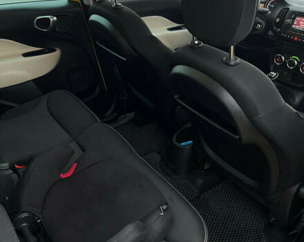 Желтый Фиат 500L, объемом двигателя 1.25 л и пробегом 156 тыс. км за 9850 $, фото 32 на Automoto.ua