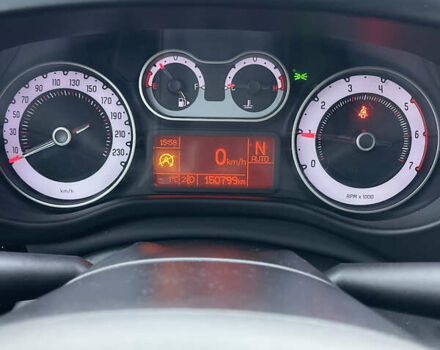 Желтый Фиат 500L, объемом двигателя 1.25 л и пробегом 156 тыс. км за 9850 $, фото 19 на Automoto.ua