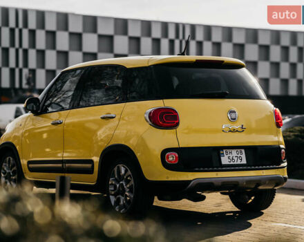 Жовтий Фіат 500L, об'ємом двигуна 1.37 л та пробігом 145 тис. км за 8700 $, фото 4 на Automoto.ua