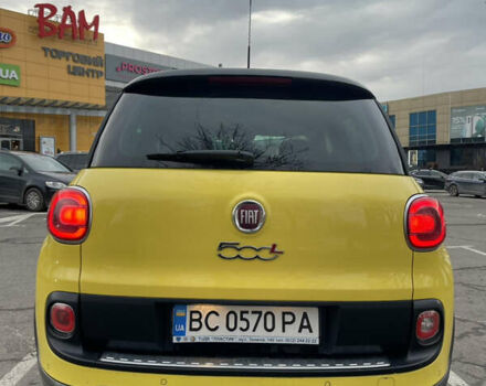 Желтый Фиат 500L, объемом двигателя 1.25 л и пробегом 156 тыс. км за 9850 $, фото 6 на Automoto.ua