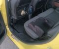 Желтый Фиат 500L, объемом двигателя 1.25 л и пробегом 85 тыс. км за 15000 $, фото 2 на Automoto.ua
