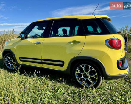 Жовтий Фіат 500L, об'ємом двигуна 1.25 л та пробігом 57 тис. км за 14000 $, фото 3 на Automoto.ua