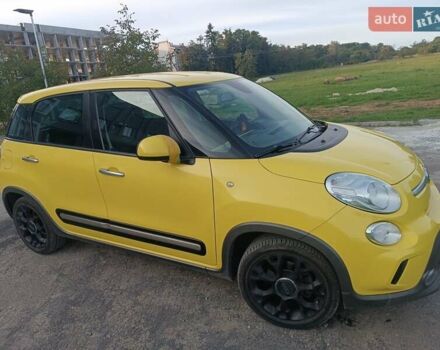 Желтый Фиат 500L, объемом двигателя 1.25 л и пробегом 85 тыс. км за 15000 $, фото 25 на Automoto.ua