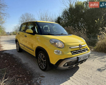 Желтый Фиат 500L, объемом двигателя 1.25 л и пробегом 56 тыс. км за 14000 $, фото 3 на Automoto.ua