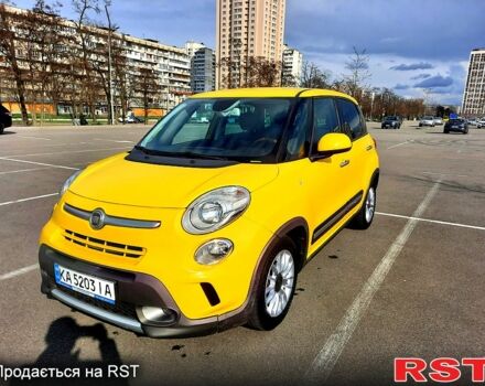 Желтый Фиат 500L, объемом двигателя 1.2 л и пробегом 106 тыс. км за 8200 $, фото 7 на Automoto.ua