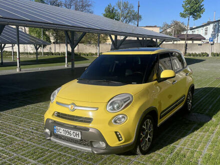 Фіат 500L 2013 у Львові на Automoto.ua Жовтий Фіат 500L, об'ємом двигуна 1.4 л та пробігом 77 тис. км за 9999 $, фото 1 на Automoto.ua