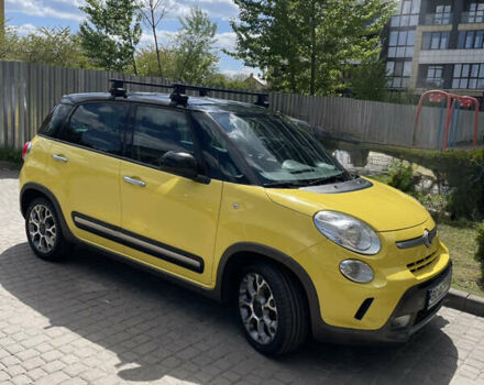 Желтый Фиат 500L, объемом двигателя 1.25 л и пробегом 156 тыс. км за 9850 $, фото 1 на Automoto.ua