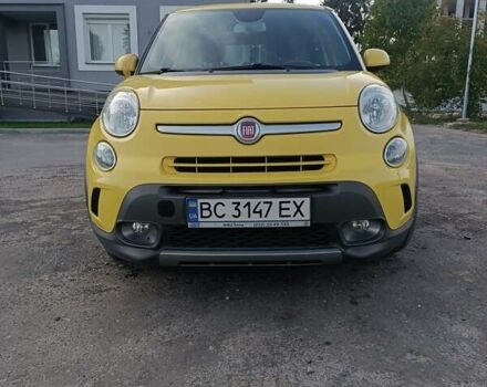 Желтый Фиат 500L, объемом двигателя 1.25 л и пробегом 85 тыс. км за 15000 $, фото 1 на Automoto.ua