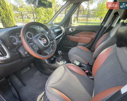 Сірий Фіат 500L, об'ємом двигуна 1.2 л та пробігом 75 тис. км за 9900 $, фото 6 на Automoto.ua