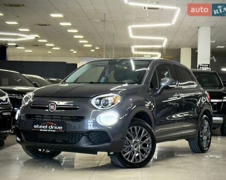 Серый Фиат 500L, объемом двигателя 2.4 л и пробегом 79 тыс. км за 14699 $, фото 1 на Automoto.ua