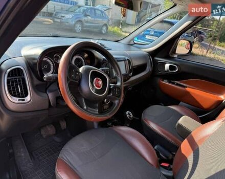 Синій Фіат 500L, об'ємом двигуна 1.4 л та пробігом 178 тис. км за 8300 $, фото 11 на Automoto.ua