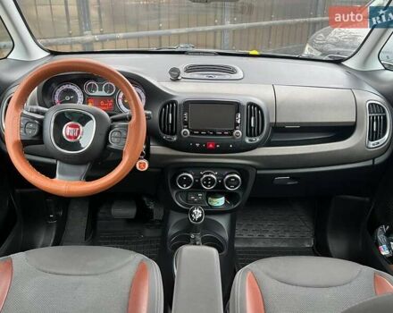 Зеленый Фиат 500L, объемом двигателя 1.37 л и пробегом 91 тыс. км за 10490 $, фото 13 на Automoto.ua