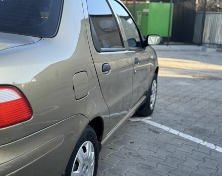 Бежевый Фиат Альбеа, объемом двигателя 1.4 л и пробегом 206 тыс. км за 3200 $, фото 7 на Automoto.ua