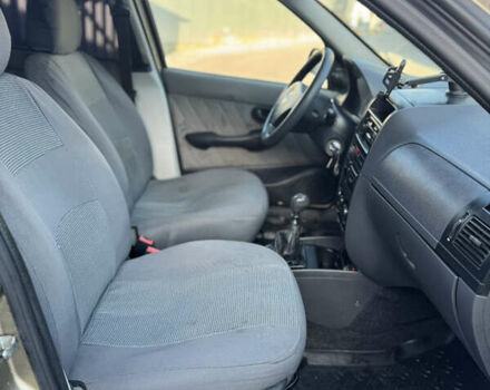 Бежевый Фиат Альбеа, объемом двигателя 1.37 л и пробегом 206 тыс. км за 3200 $, фото 12 на Automoto.ua